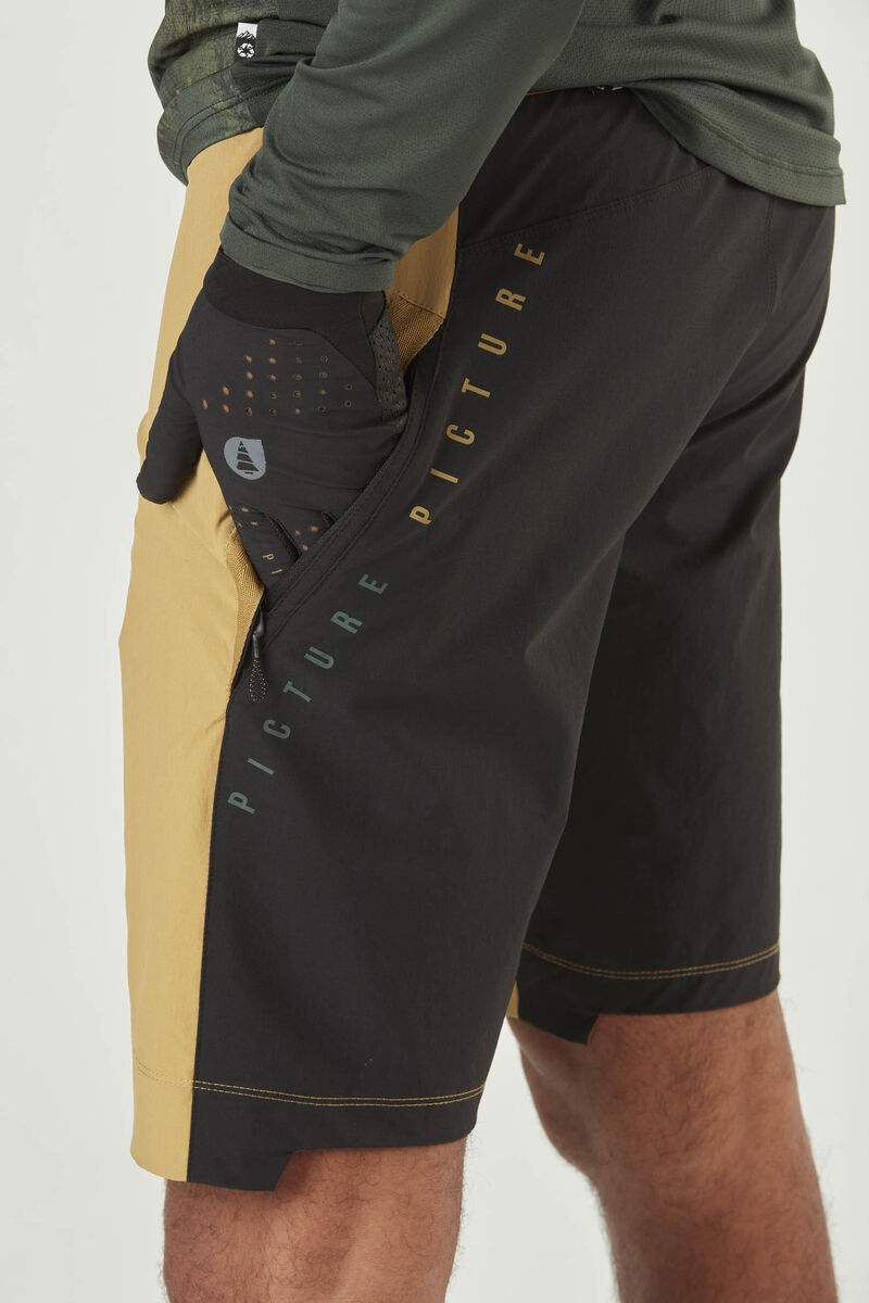 Picture Organic Vellir Stretch Men's Shorts Gold | XCN-706289